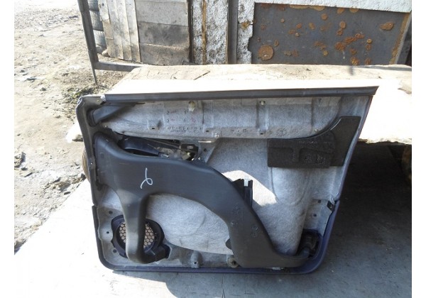 обшивка лівої передньої дверки Renault Espace III, 6025303267